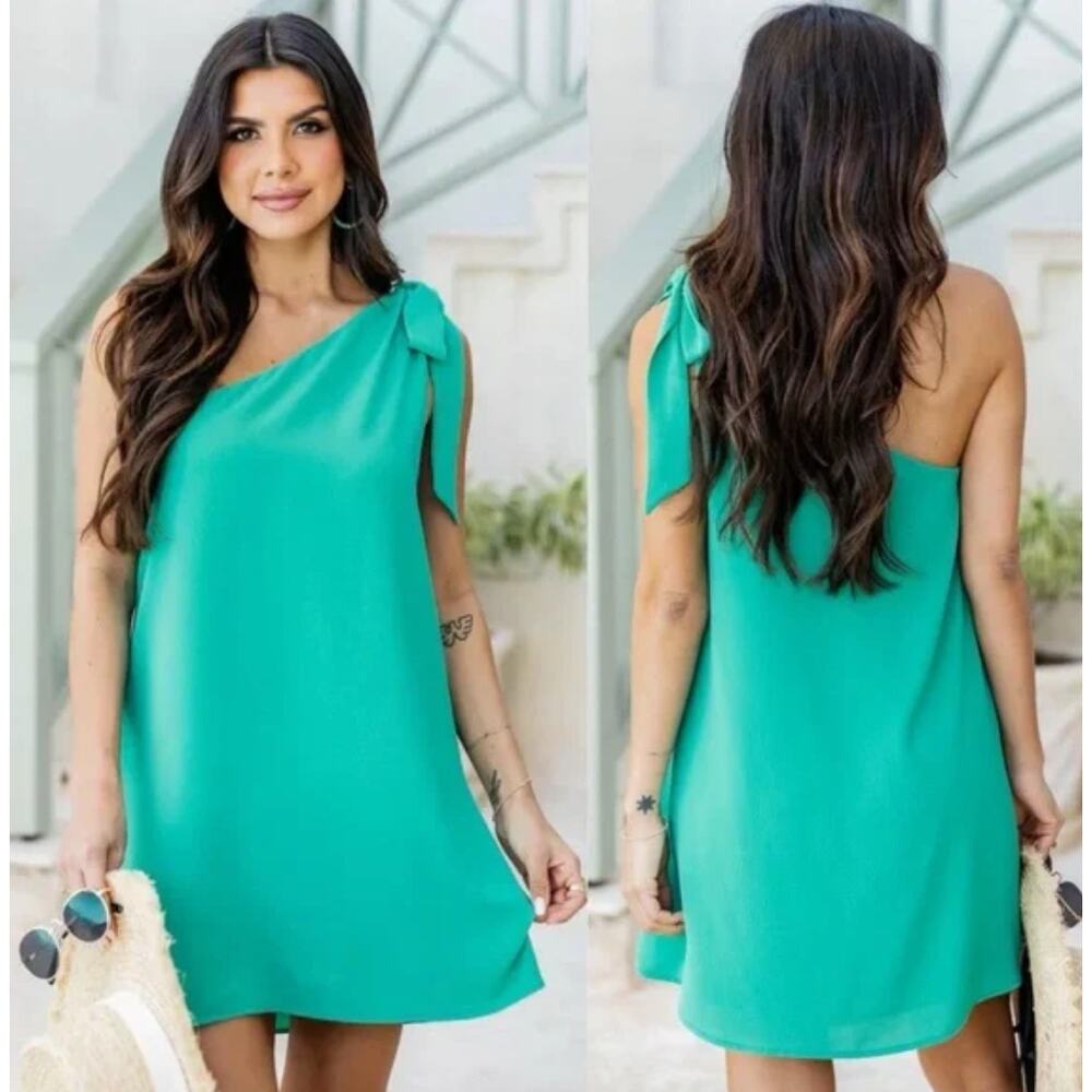 PINK LILY BOUTIQUE One Shoulder Green Mini‎ Dress Size Small